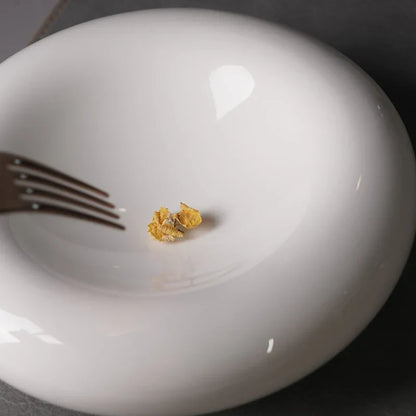 Creative Circular White Ceramic Plate with Double Layer Insulation | Bowlift