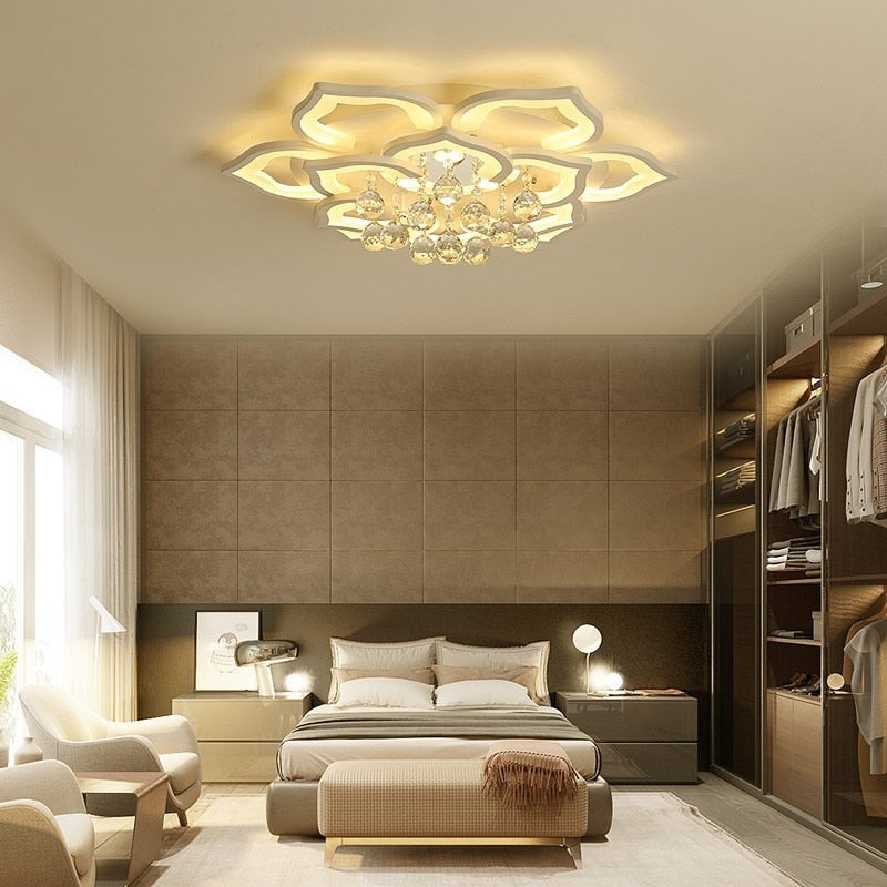 Brehn | Crystal Lotus Ceiling Lamp - LumiLotus