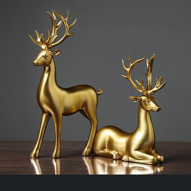 Skanto | Golden Deer Figurines