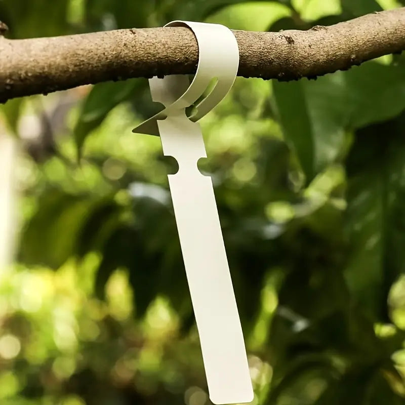 Skanto | Reusable Plastic Plant Labels for Garden and Tree Tagging