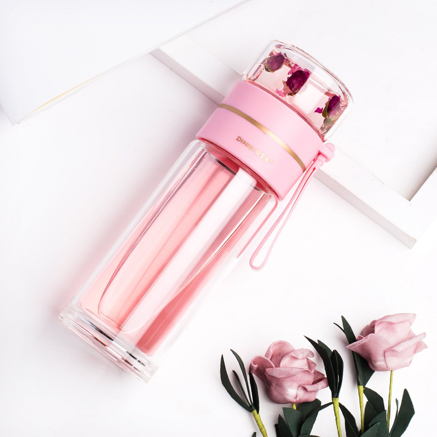 Skanto infuser in crystal clear glass