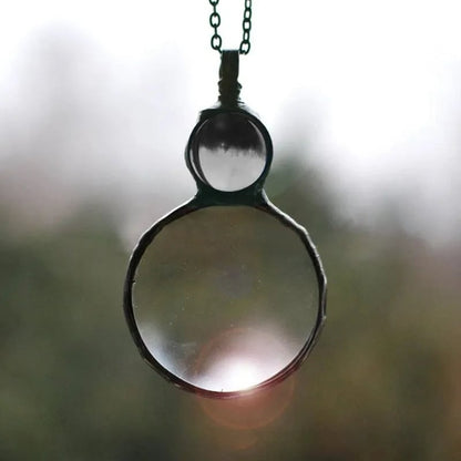 Skanto | Necklace with Magnifying Pendant