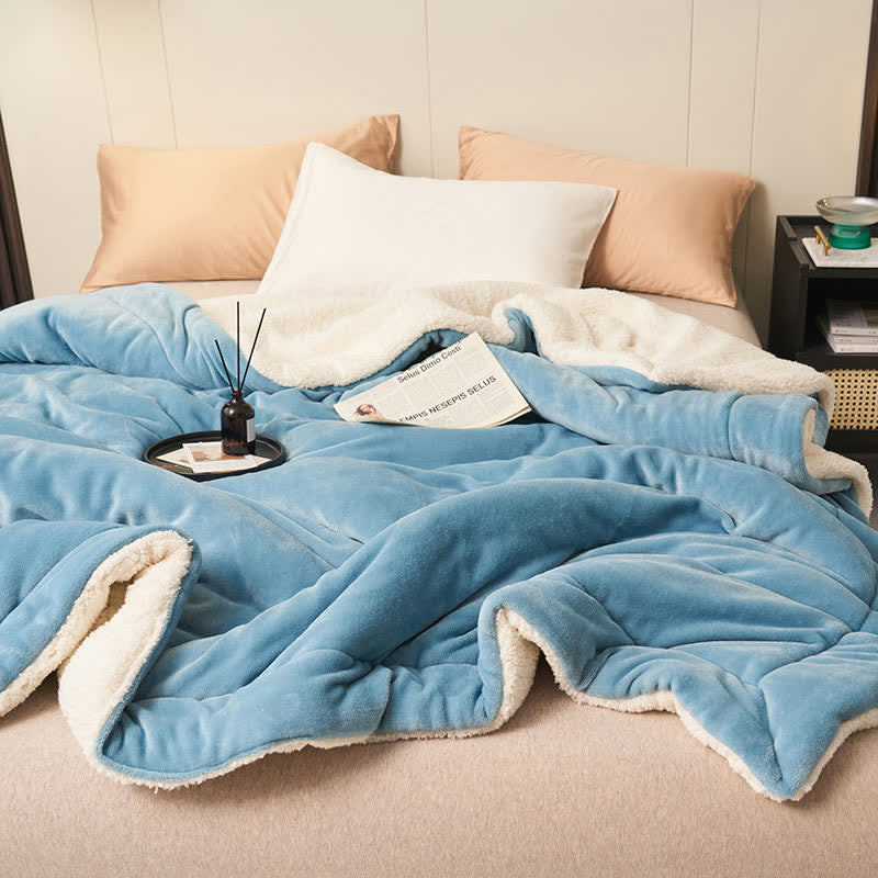 Skanto | Solid Double-Sided Velvet Cube Blanket