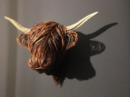BowLift | Hand-Woven Wall Art Sculpture | Highland Cattle Design | Rustic Handmade Home Decor | 11.8 × 8.6 in