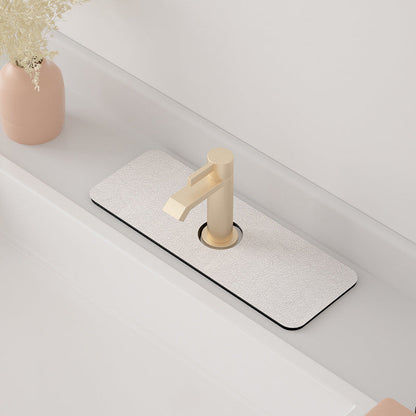 Mat for faucets made of diatomaceous earth