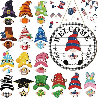 BowLift | The best Christmas decorationsInterchangeable welcome sign with wooden gnome