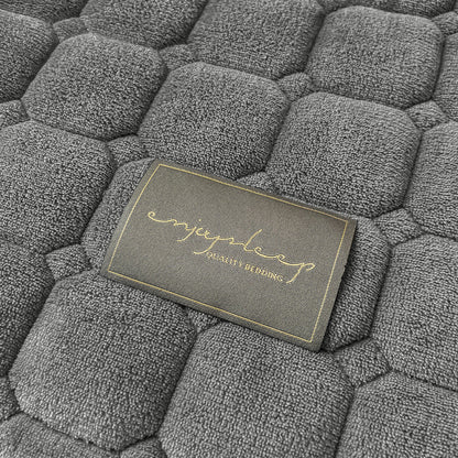 Skanto | Modern Soft Throw Blanket with Square Texture – Stylish Fluffy Bed and Sofa Cover