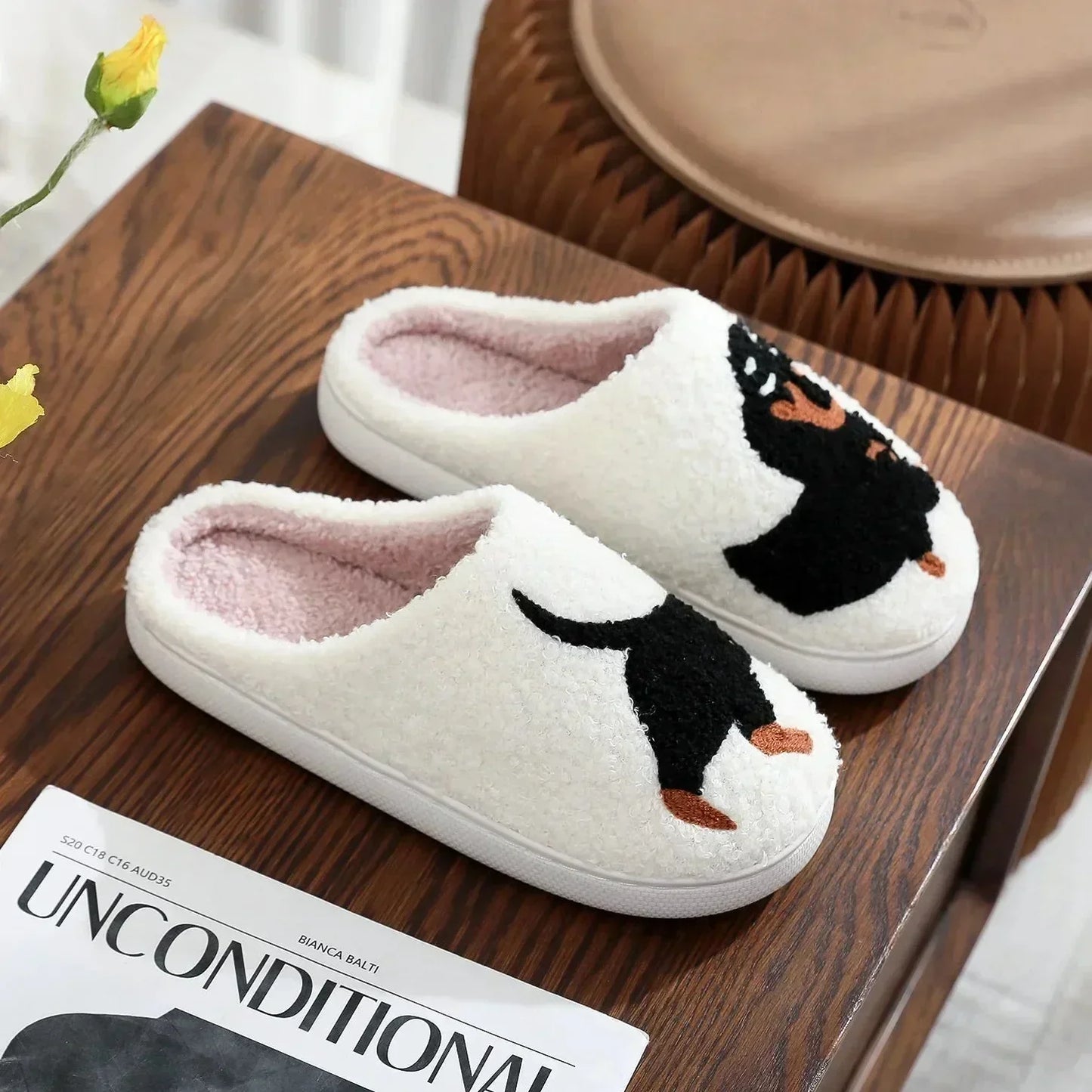 Skanto | Dachsund Wursthund Slippers