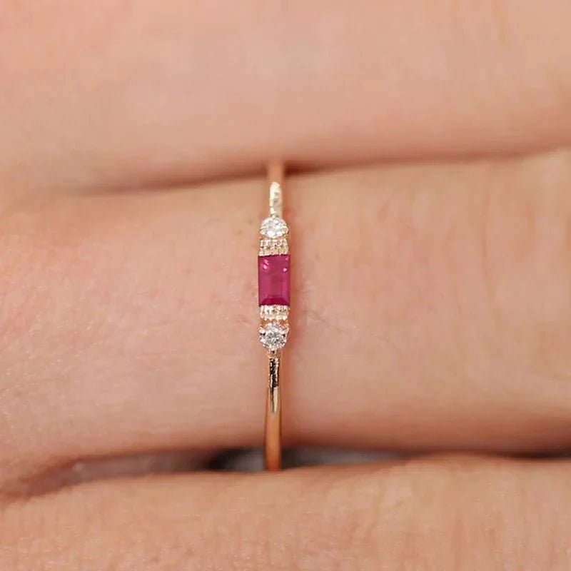 Skanto | Dainty & Baguette Diamond Ring