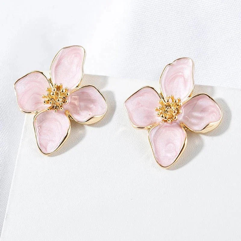 Brehn | Delicate floral hibiscus earrings