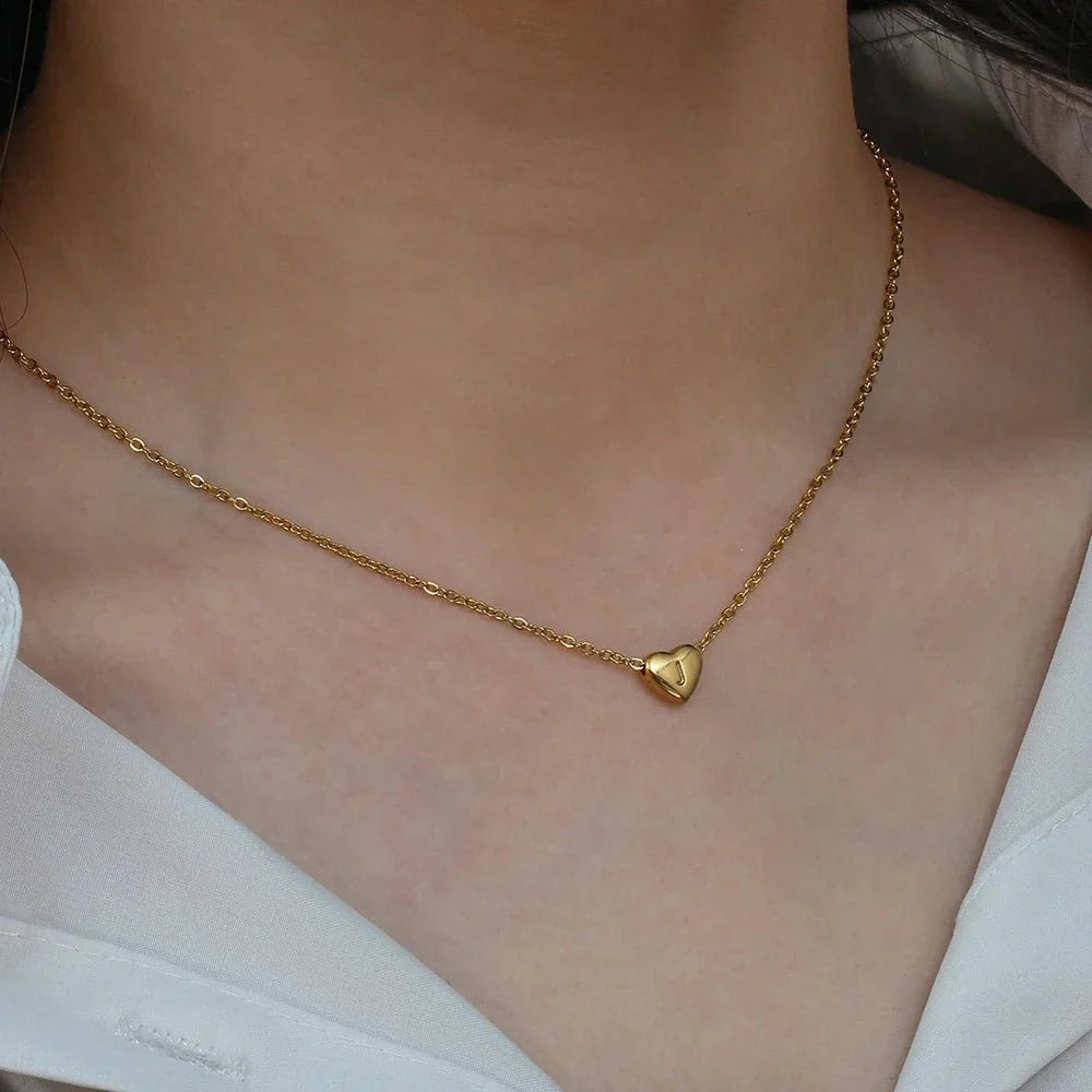 Skanto | Dainty Minimal Heart Initial Necklace
