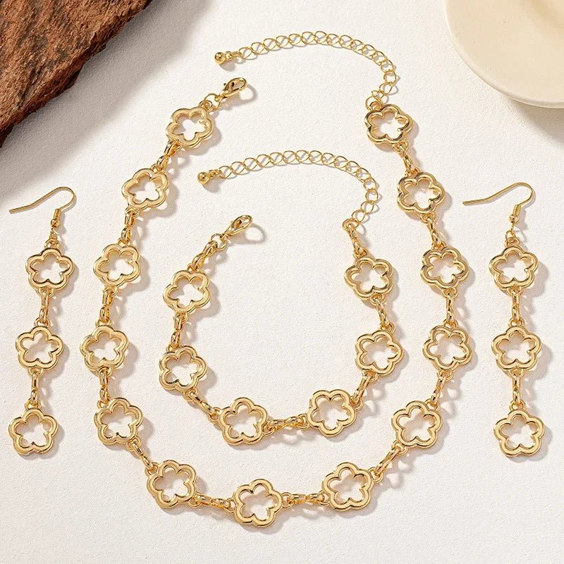 Brehn | Delicate Open Clover Choker Necklace, Bracelet, Earring Set