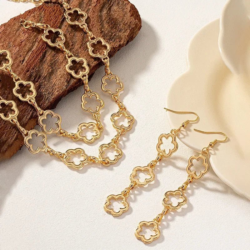 Brehn | Delicate Open Clover Choker Necklace, Bracelet, Earring Set