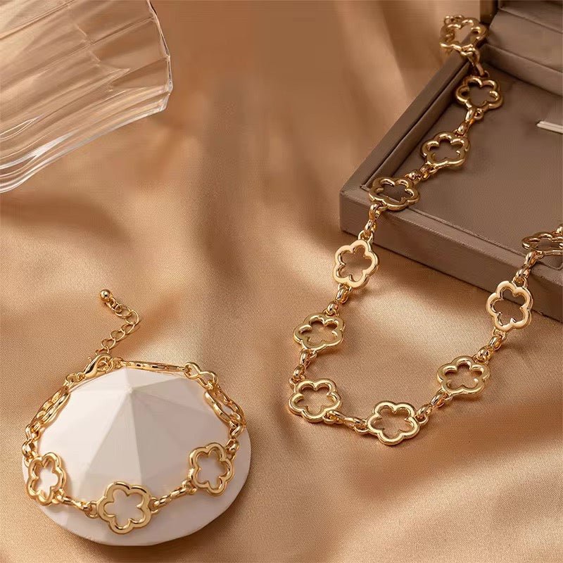 Brehn | Delicate Open Clover Choker Necklace, Bracelet, Earring Set
