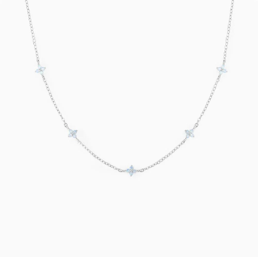 BowLift | Dainty Tiny Flowers Necklace
