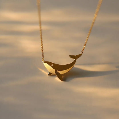 BowLift | Dainty Whale Necklace