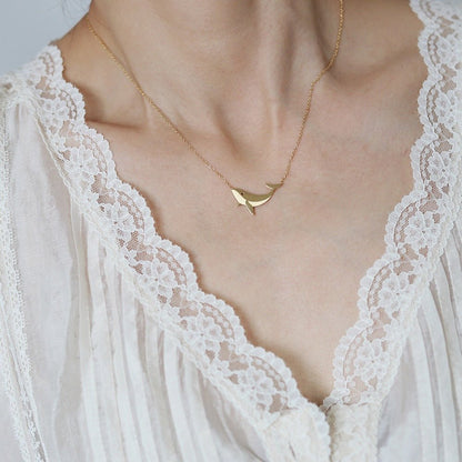 BowLift | Dainty Whale Necklace