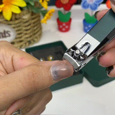 Skanto | Anti-Splash Nail Clipper Set