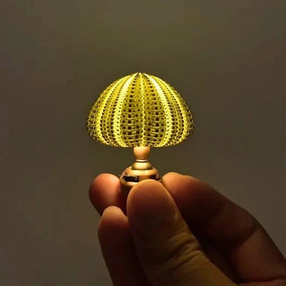 LumiCraft – Unique DIY table lamp with natural shell for a cozy ambiance