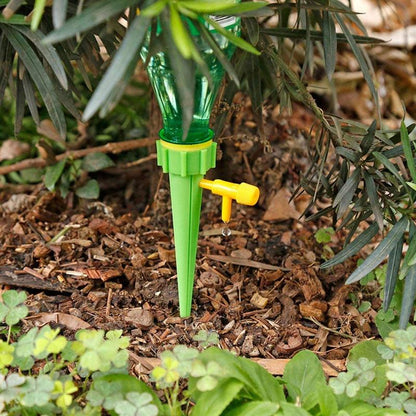 PCS Watering Spike — Relaxed vacation thanks to automatic plant care for up to 15 days | Karnz