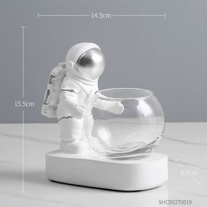 BowLift | ASTROVA – Creative Astronaut Plant Vases for Modern Living