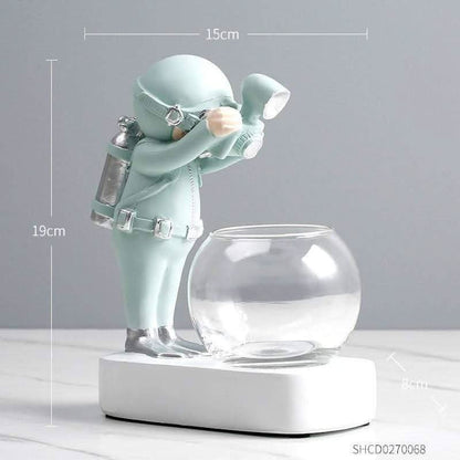 BowLift | ASTROVA – Creative Astronaut Plant Vases for Modern Living