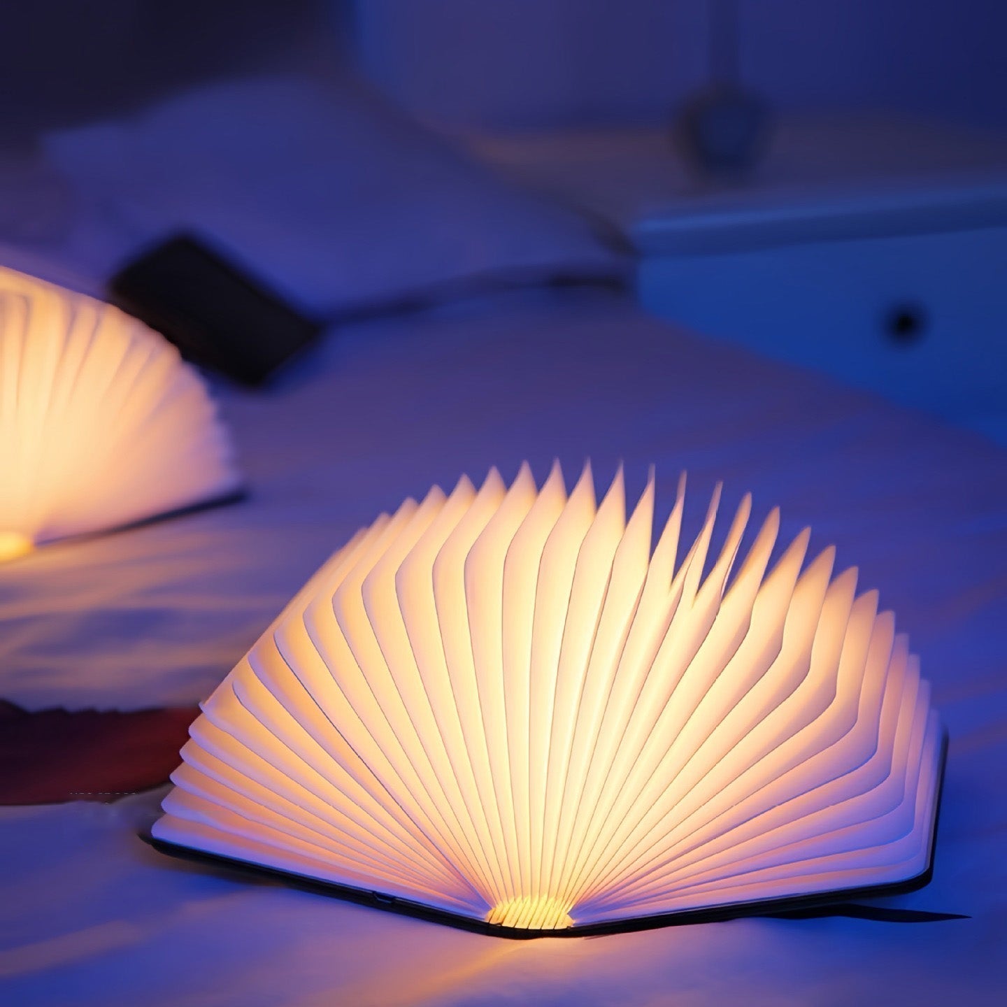 Skanto | 📖 Wooden Book Lamp - Desk Study Gift Decor Light