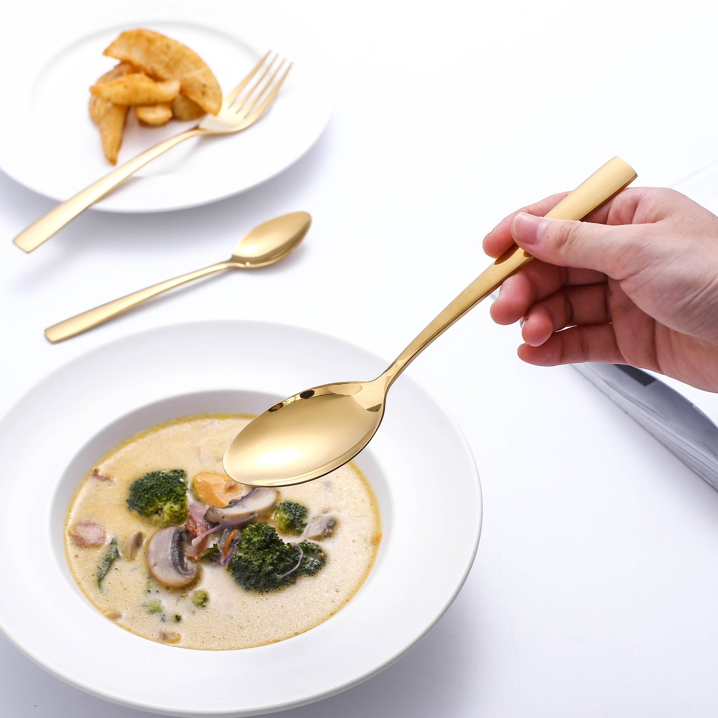 Skanto | RoyalGlimmer Gold Cutlery Set - Gold Cutlery Set for a Luxurious Table Setting