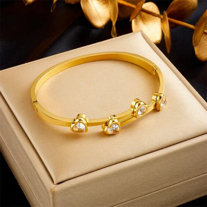 BowLift | Diamond Heart Cuff Bracelet