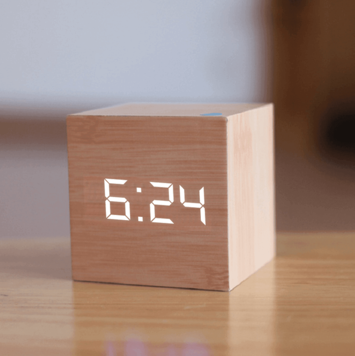 Skanto | Digital Wood LED Clock