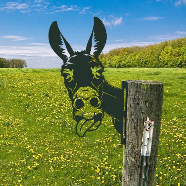 Outdoor Garden Farm Peeking Goat Metal Artwork Indoor Decor | Karnz