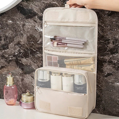 Practical Travel - Easy Access to Cosmetics and Toiletries | Skanto