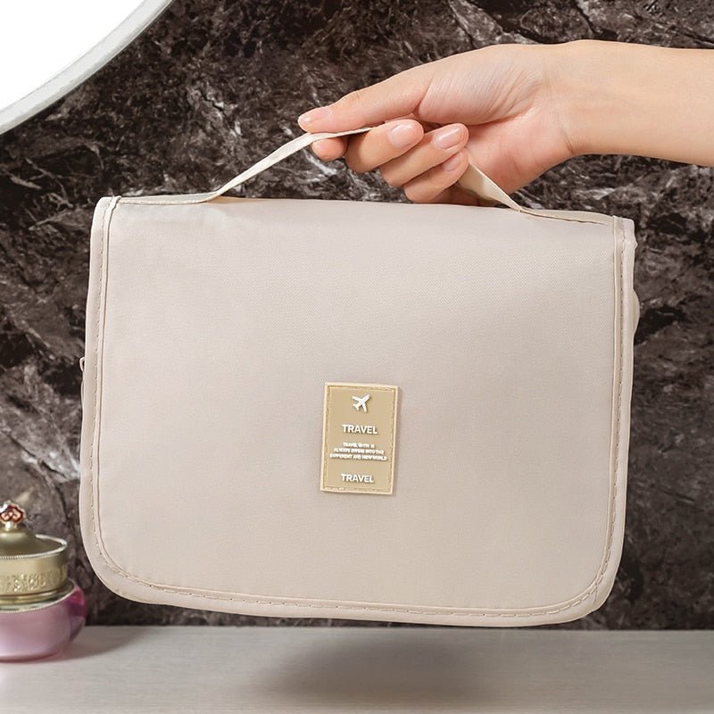 Practical Travel - Easy Access to cosmetic and personal care products | Karnz