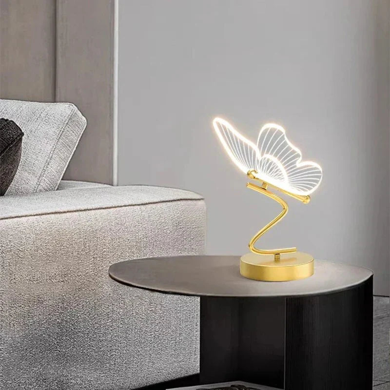 ButterflyLuxe - Elegant LED Table Lamp in Butterfly Design