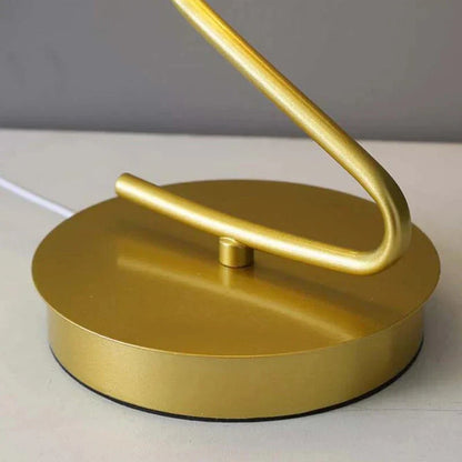 ButterflyLuxe - Elegant LED Table Lamp in Butterfly Design