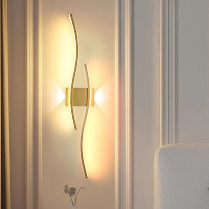 Modern LED Wall Light – Wave-shaped Design, Minimalist Style | Karnz