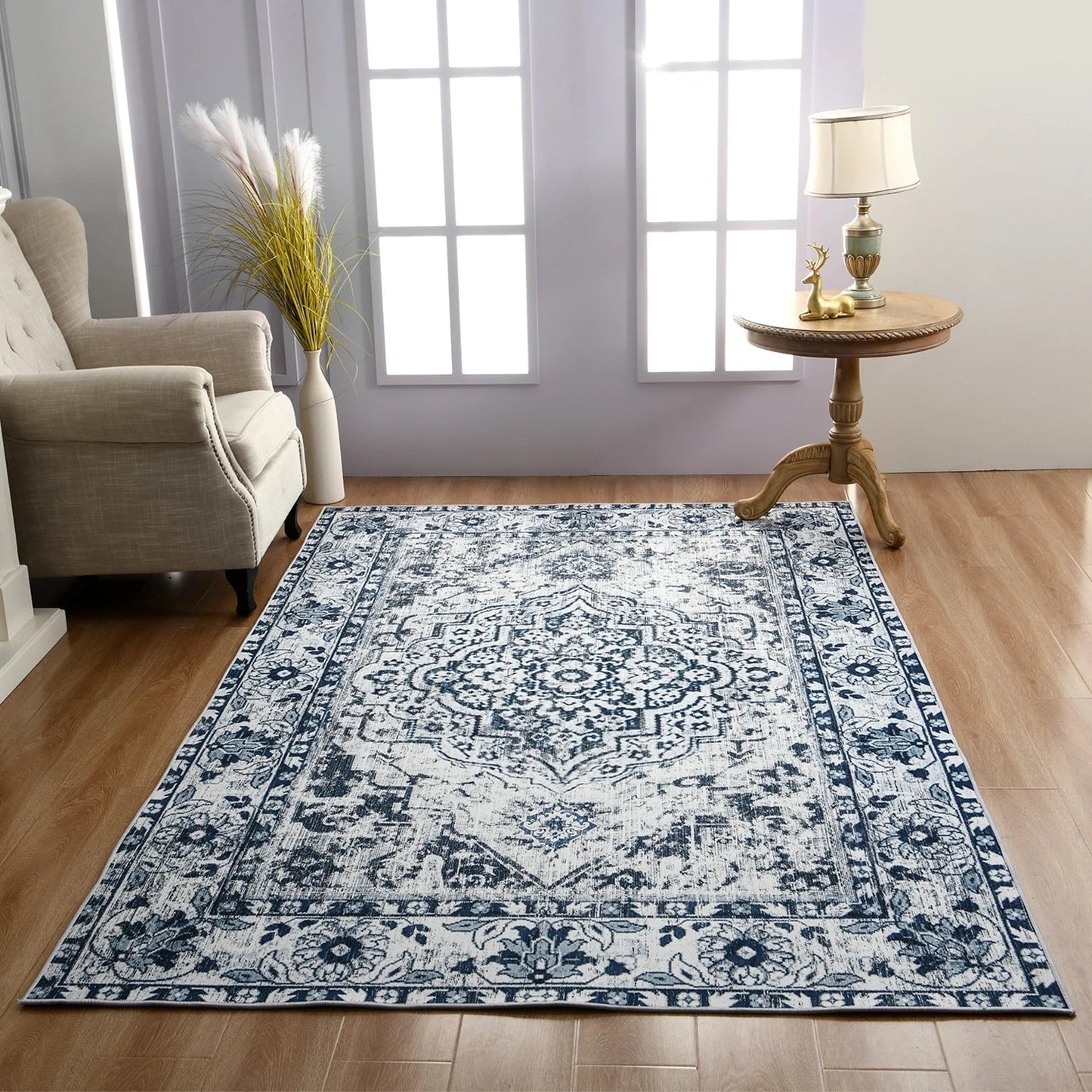 HeritageWeave – Timeless Persian Vintage Rug for Interiors Skanto