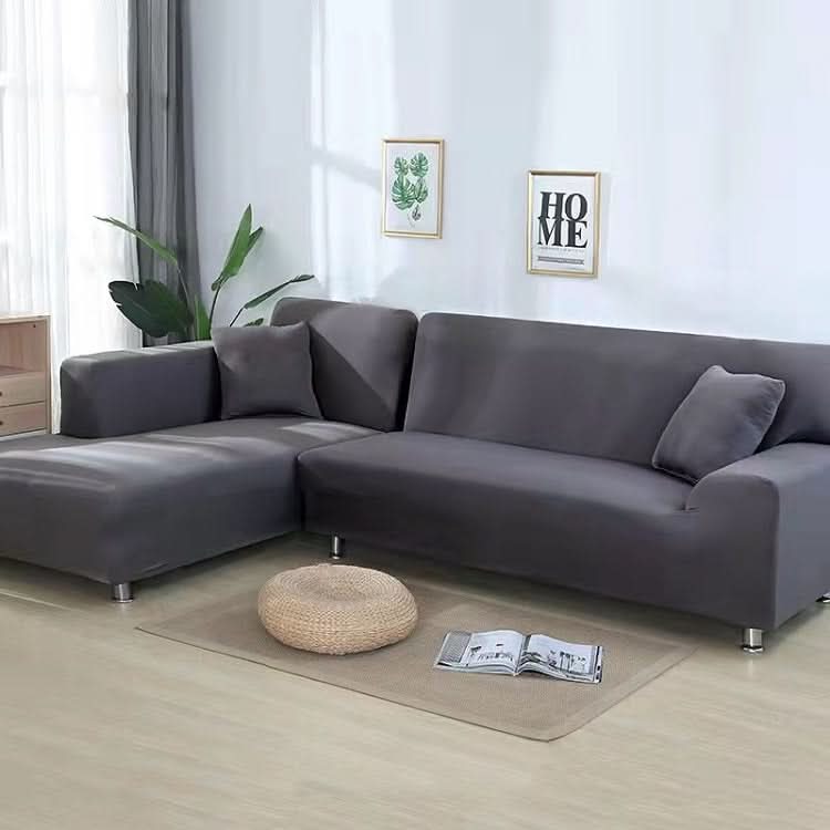 Skanto | SofaGuard - Velvet and Stretchy Sofa Cover