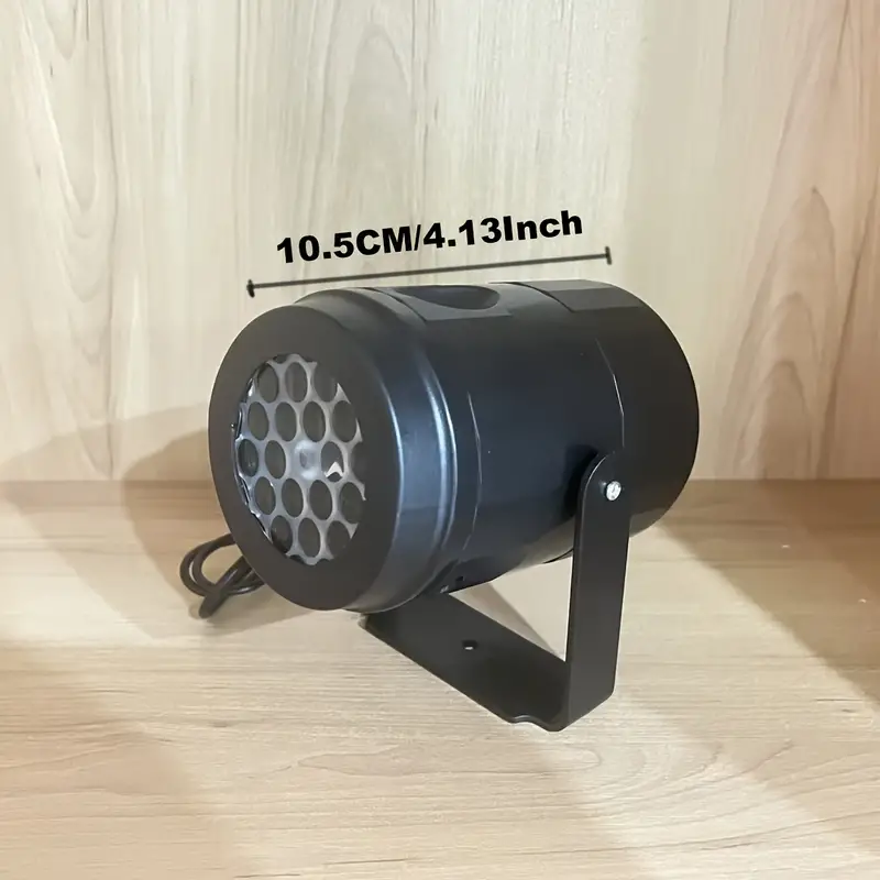 Skanto | Magical Snowflake Christmas Projector – LED Light Experience for Indoor and Outdoor