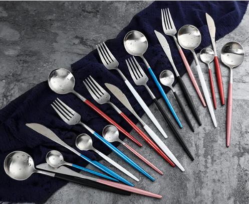 LUXURIOUS STAINLESS STEEL 24-PIECE GOLD-SILVER CUTLERY SET