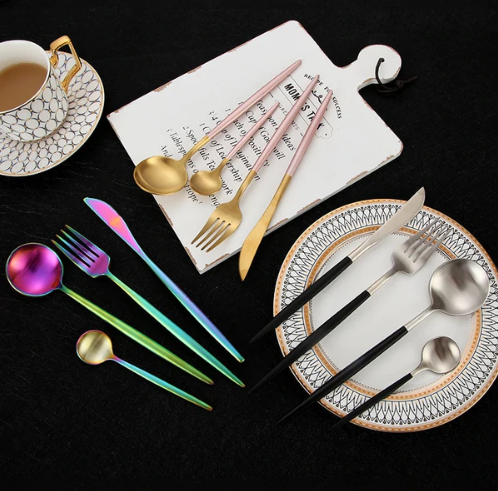 LUXURIOUS STAINLESS STEEL 24-PIECE GOLD-SILVER CUTLERY SET