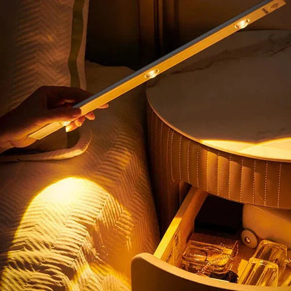 Skanto | WallGlow - Wireless LED - Smart - Motion Sensor - Practical Lighting