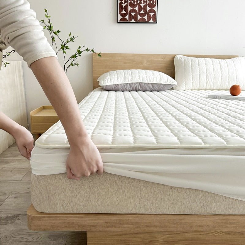 Skanto | DREAMSHIELD – Breathable mattress protector with protective layer