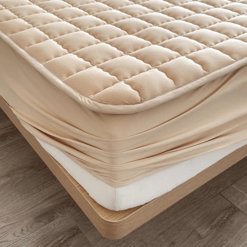 Skanto | DREAMSHIELD – Breathable mattress protector with protective layer