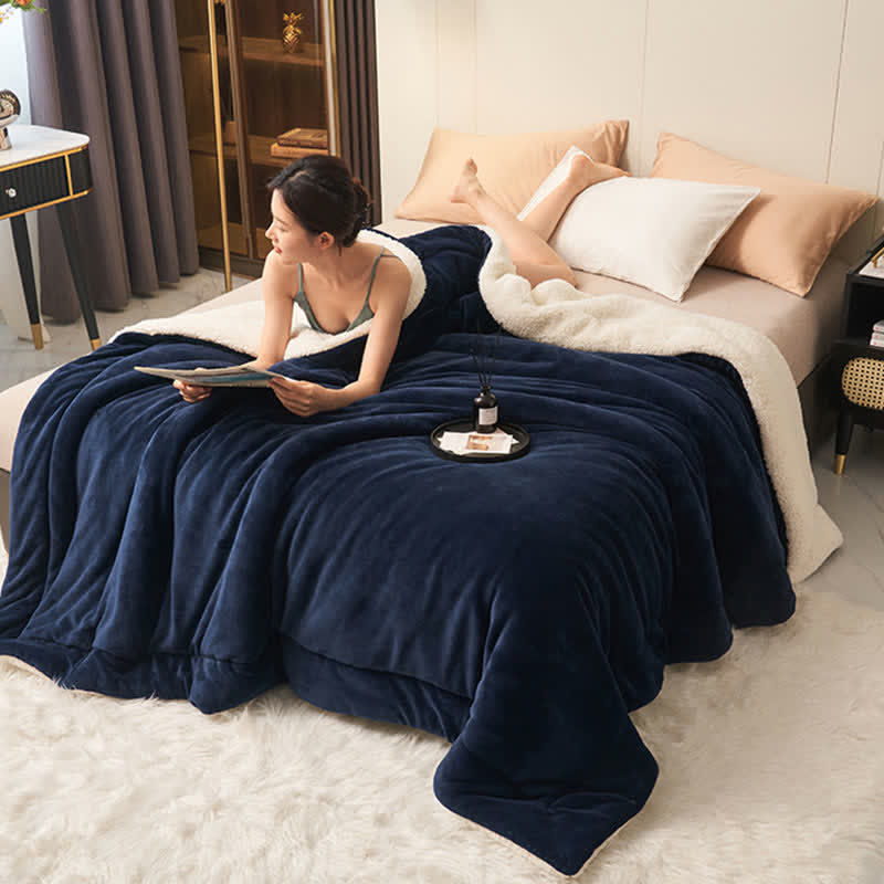Skanto | Solid Double-Sided Velvet Cube Blanket