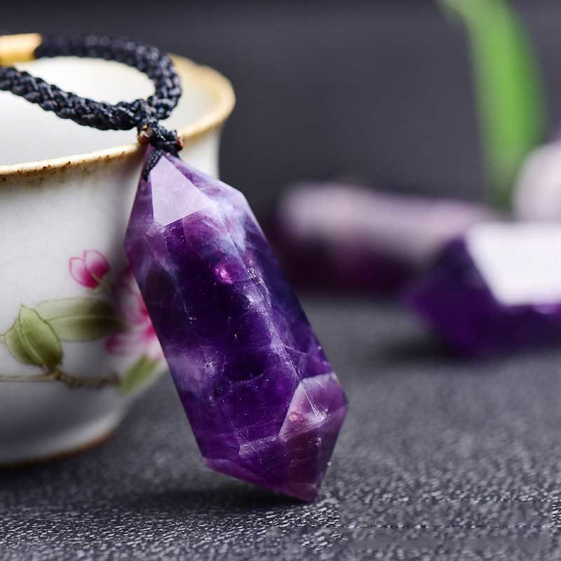 Skanto | Natural Crystal Amethyst Healing Necklace - Lyra