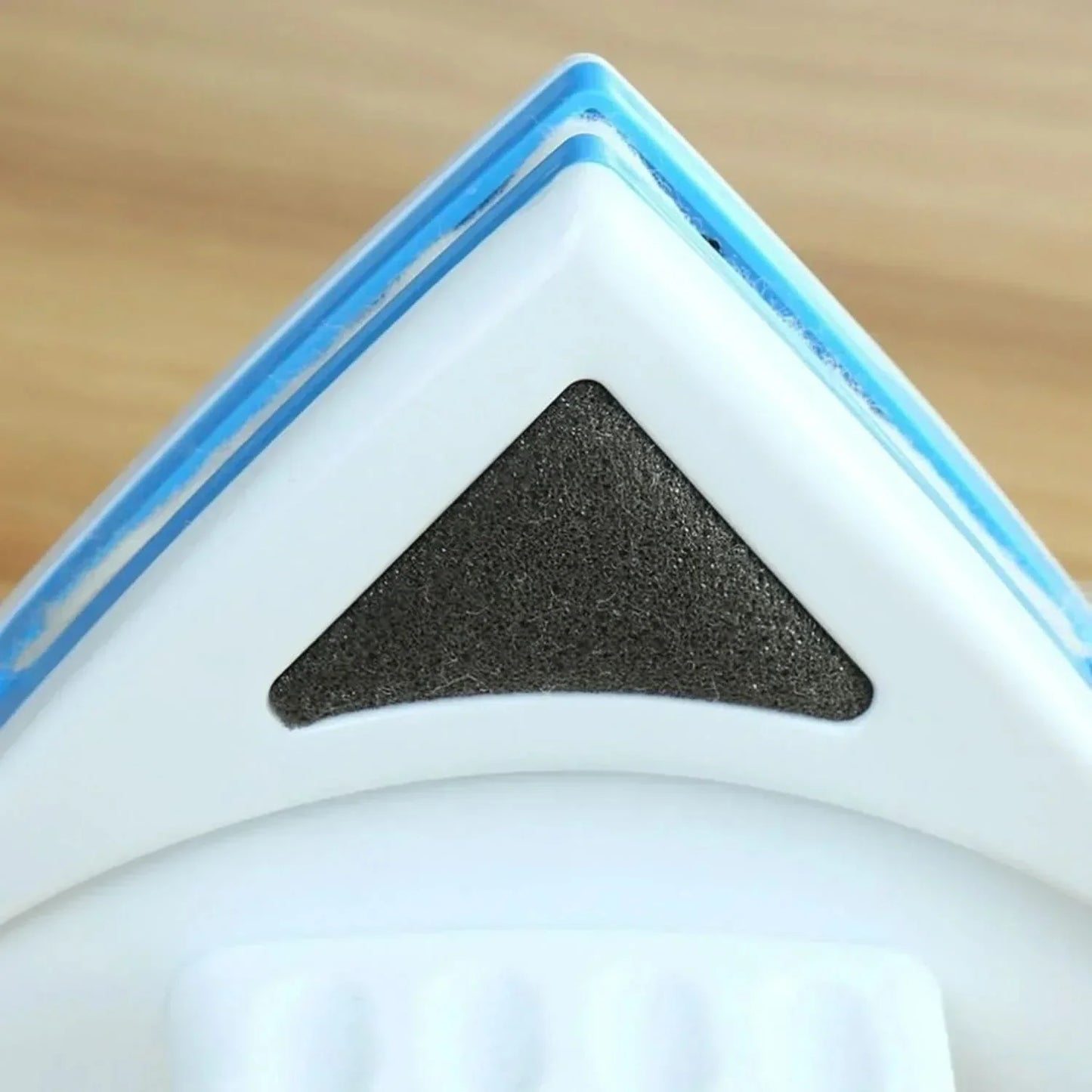 Skanto | EasyClean Magnetic Window Cleaner Tool