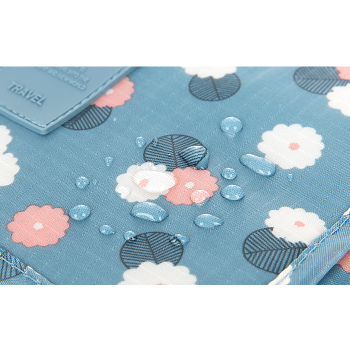 Skanto | Travel Toiletry Bag