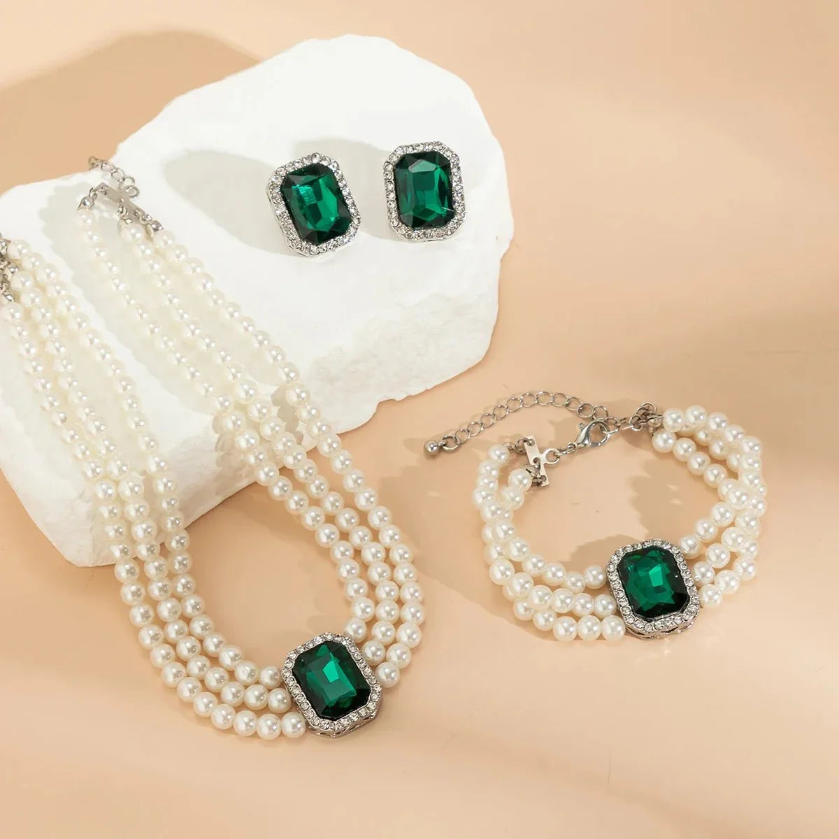 Skanto | Elegant Pearl Diamond Jewelry, Bracelet and Earring Set