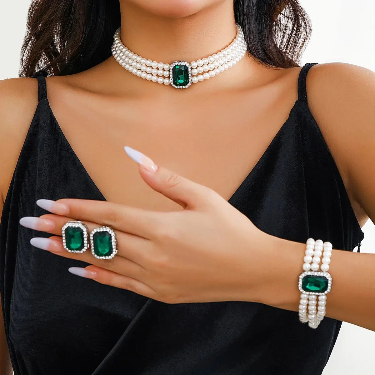 Skanto | Elegant Pearl Diamond Jewelry, Bracelet and Earring Set